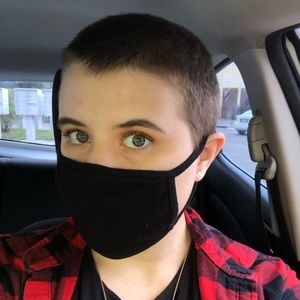 Meet your Posher, Madelaine